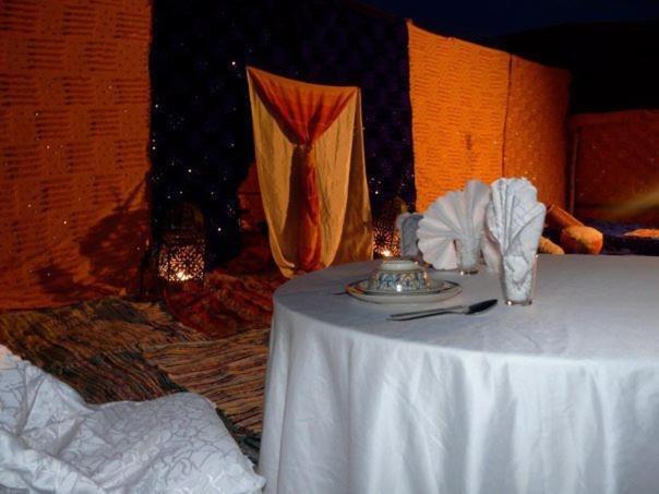 Palmeras Y Dunas Luxery Camp Мерзуга Екстер'єр фото